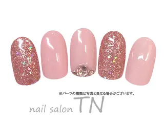 ネイル 中島 実穂のネイルデザイン