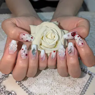 ネイル エステとネイル ローズコンフォートのネイルデザイン