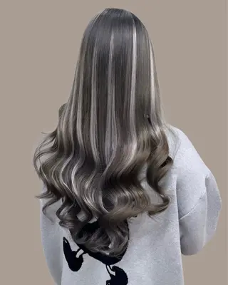 Merci メルシー 福岡、今泉のヘアスタイル