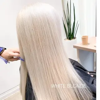 ロング 🍀ケアブリーチ カラー🍀坂井のヘアスタイル