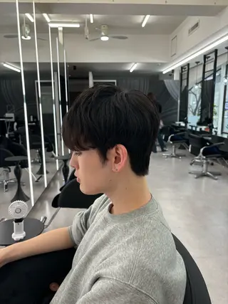 メンズ 韓国&メンズウルフ 高森蓮のヘアスタイル