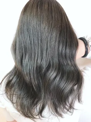 ミディアム カラー KANOI 銀座中央通り所属・上條 航平のヘアスタイル