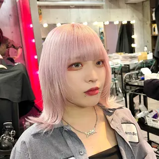 ミディアム カラー ✨ブリーチ支持No1 複雑履歴修正/舘岡のヘアスタイル