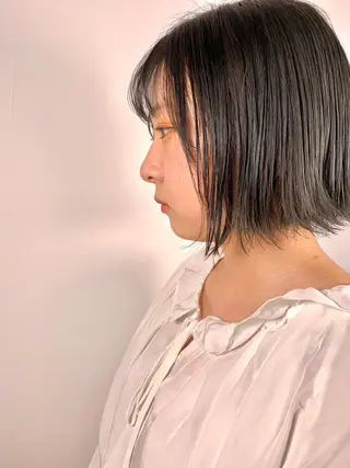 ショート カラー よしだ とおいのヘアスタイル