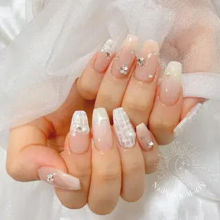 ネイル MoON...❤︎ MeGuのネイルデザイン
