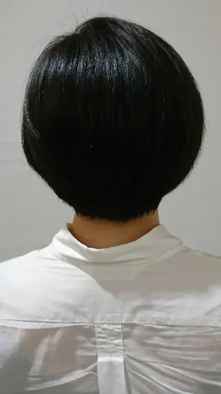 ショート 齋藤  愛美のヘアスタイル