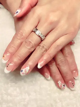 ネイル ゲン レイカのネイルデザイン