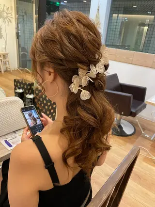 セミロング ヘアアレンジ CASA 祇園四条のヘアスタイル