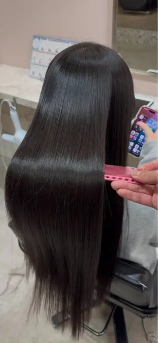 ロング ガレリアエレガンテ　サカエテン所属・田中俊　縮毛矯正 髪質改善のヘアスタイル