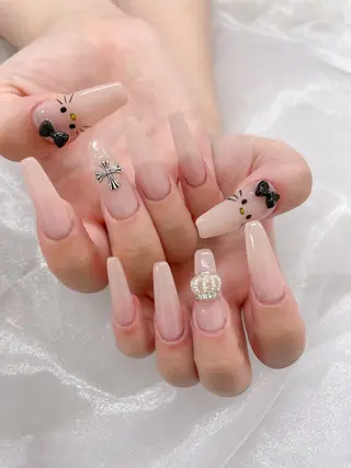 ネイル 五十嵐 美智のネイルデザイン