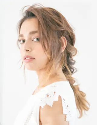 ロング ヘアアレンジ アートディレクター のぐちのヘアスタイル