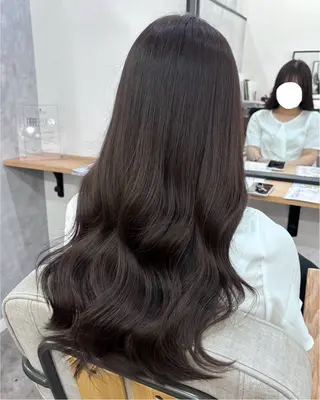 ロング カラー ヘアアレンジ LOVETH  大名所属・Trip大名 AZUのヘアスタイル