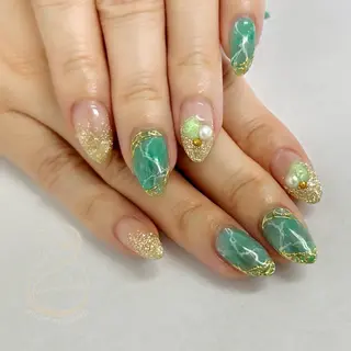 ネイル h. rikaのネイルデザイン