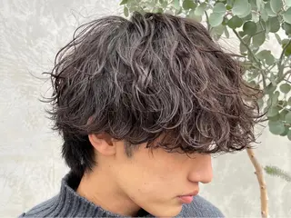 パーマ メンズ is by fifth所属・fifth 山中達也のヘアスタイル