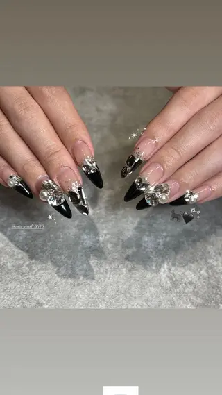 ネイル Nailist Aoiのネイルデザイン