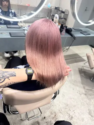 ロング カラー 立川/ブリーチ/ 複雑履歴/ 西川翔真のヘアスタイル