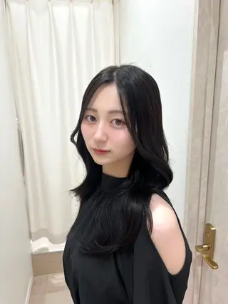 セミロング カラー 小松 聖佳のヘアスタイル