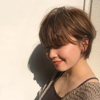 ショート カラー まつげ兼任しもさこ 🌟レイヤー得意のヘアスタイル