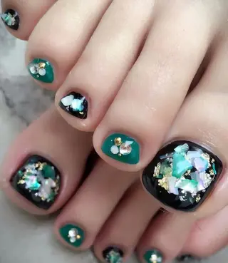 ネイル 「Honey NAIL新宿店」所属・Honey スカルプ専門店のネイルデザイン