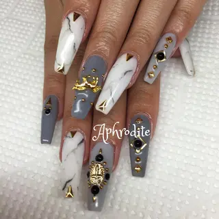 ネイル Aphrodite パラジェル認定サロンのネイルデザイン