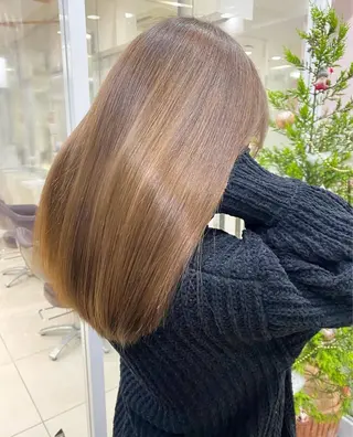 カラー ミニヨン バイ ハピネス高の原店所属・植村 侑斗のヘアスタイル