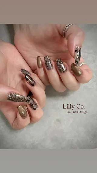 ネイル Lilly Co.のネイルデザイン
