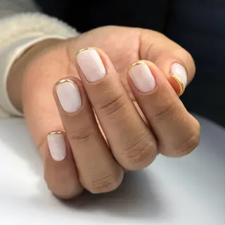 ネイル ナオネイルサロン所属・オトヤ ナオミのネイルデザイン