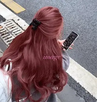 カラー aku💞韓国風🩷 ピンクカラー🎀🩷のヘアスタイル