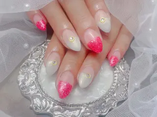 ネイル マジックミラー所属・マジック ミラーのネイルデザイン