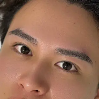 メンズ アイブロウ Smoo YUTOの眉毛・アイブロウイメージ