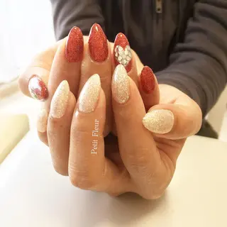 ネイル Petit Fleur所属・青柳 亜梨奈のマツエク・マツパデザイン