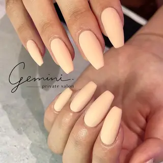 ネイル Gemini. 【ジェミニ】のネイルデザイン