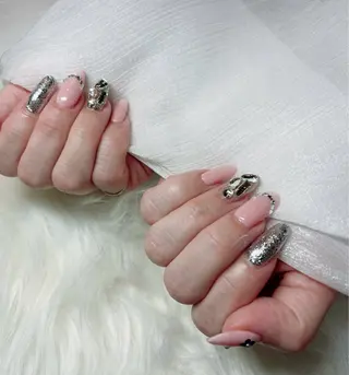 ネイル ネイルスクールw yuriのネイルデザイン