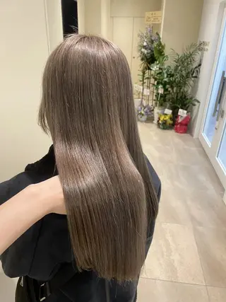 カラー 透明感ヘア/ベージュ 🩶shiho🩶のヘアスタイル