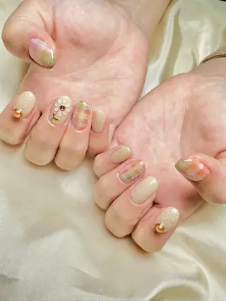 ネイル マルサンカクシカク所属・○△□ 守口市のネイルデザイン