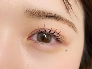 マツエク・マツパ Ann Moss 日本橋店所属・高根澤 莉緒のマツエク・マツパデザイン