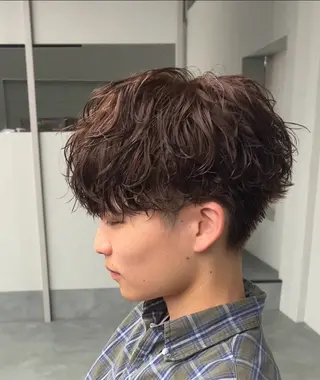 パーマ メンズ 白元 優真のヘアスタイル