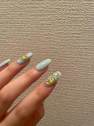 ネイル Ami 🦥のネイルデザイン