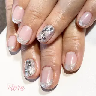 ネイル Flore (フロール)の眉毛・アイブロウイメージ