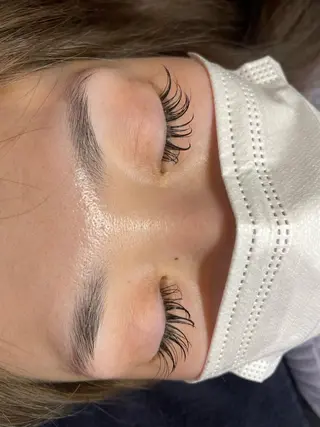 マツエク・マツパ プランタン　バイ　リシェル所属・楠橋 亜美の眉毛・アイブロウイメージ