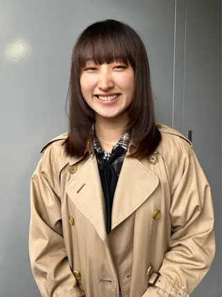 セミロング ☀️コミヤマミユ☀️ /パーマ/ハイトーンのヘアスタイル