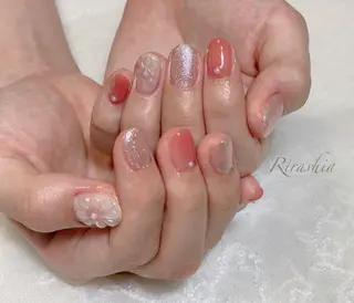 ネイル うる艶/透明感 Rirashaのネイルデザイン
