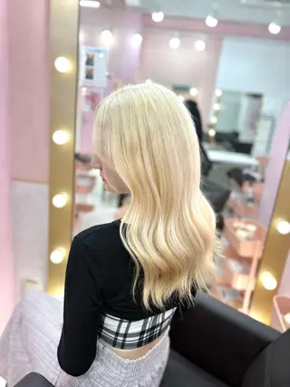 セミロング カラー 甘ふわgirly🎀 ハイトーン🤍Ramのヘアスタイル