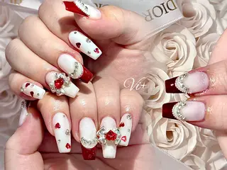 ネイル ✨Nailsalon Vi+✨のネイルデザイン