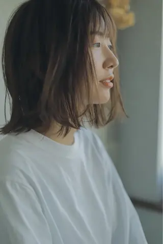 ミディアム さの あやねのヘアスタイル
