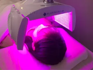 ミディアム カラー パーマ ヘアアレンジ メンズ キッズ ネイル マツエク・マツパ アイブロウ 【ハーブ×毛穴洗浄】 THE MORE千葉のエステ・リラクイメージ