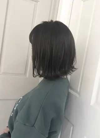 ショート カラー 顔周り/ブリーチなし /縮毛矯正🫧伊勢のヘアスタイル