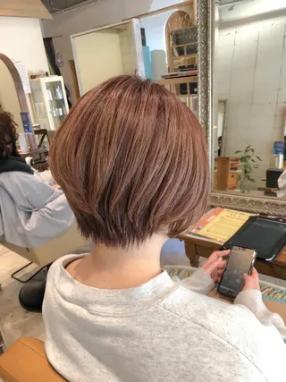 ショート ひろせ かなのヘアスタイル