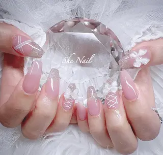 ネイル She   Nail所属・ISA_ BELLAのネイルデザイン