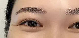 アイブロウ LULLABY  三軒茶屋店のマツエク・マツパデザイン